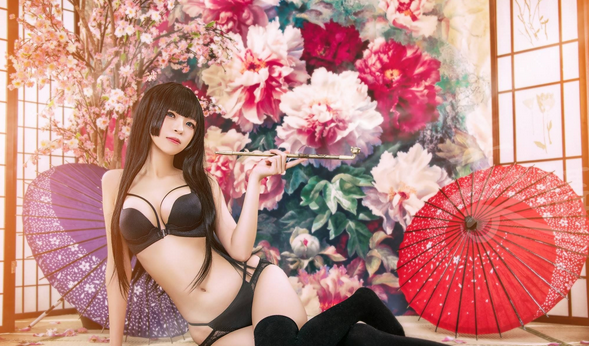 动漫级胸器妹 性感S曲线令人无法相信