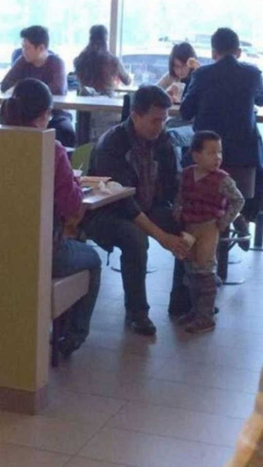 二十五爆笑带娃图片 亲生父母实力坑娃绝招