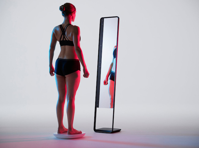 智慧型全身镜Naked 科技魔镜准确追踪你的身形与体脂