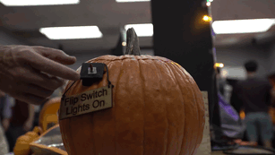 美国航空航天局科学家的万圣节 用科技告诉你万圣节怎么过