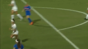 精选爆笑GIF动态图片 每张自拍照出现同一个人细思极恐