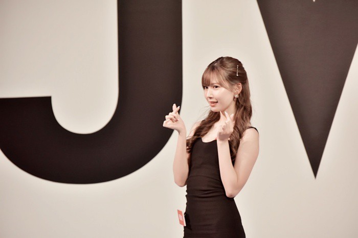 2019TRE女优速写(5) &#8211; 治好人潮恐惧症的明里つむぎ