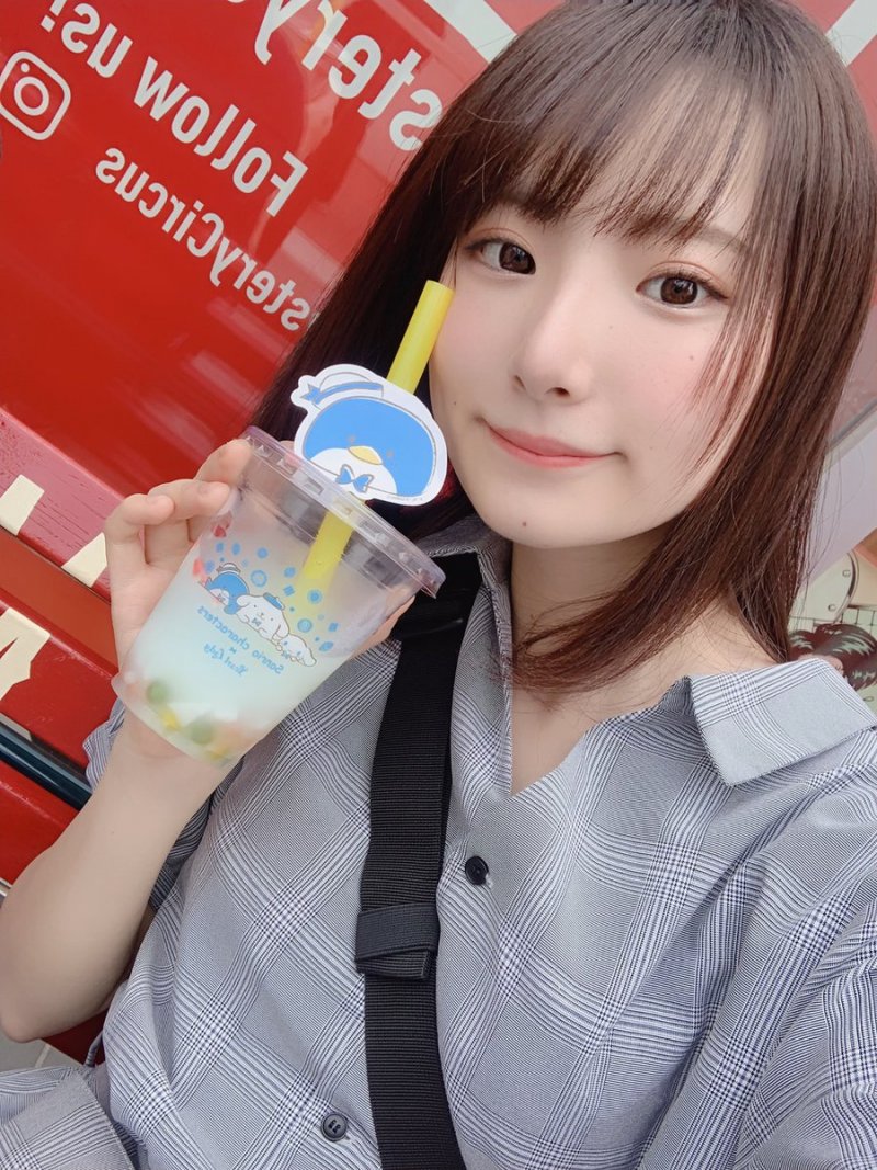 展场的娇点 气质正妹立花はる腼腆笑容让人好心动阿!