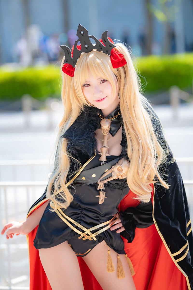 展场的娇点 气质正妹立花はる腼腆笑容让人好心动阿!