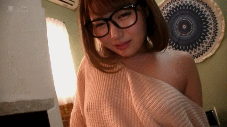 唸完书回来啦！超絶美少女、望月あられ人生初中出！