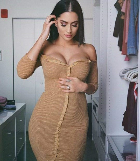 性感辣妈Hope Howard 女空军退伍实现模特梦