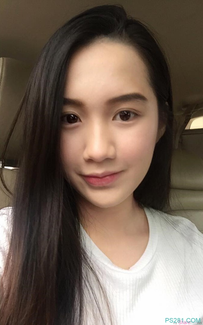 越南正妹Ketmany Sivilay 甜美微微一笑令人想恋爱