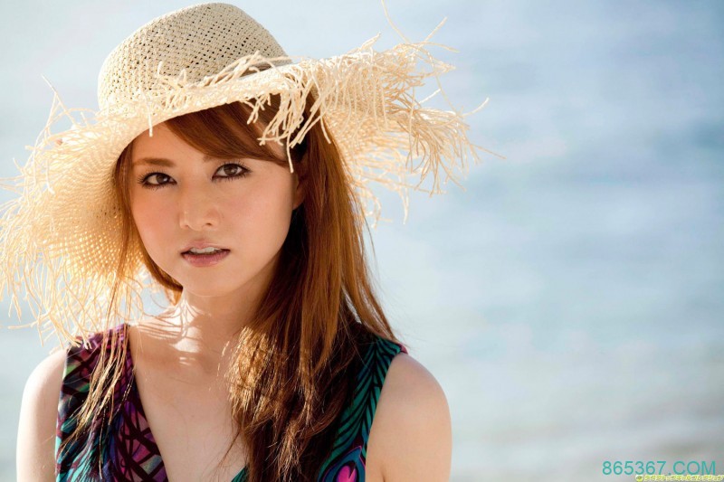 岛国艾薇女演员吉沢明歩自爆恋爱史！曾动了结婚念头！