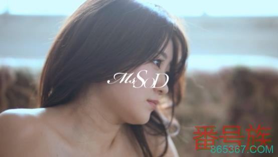 教科书级的H罩杯美乳!谁都想侵犯的美丽脸蛋!诗月まどか不当老师因为她老是湿!