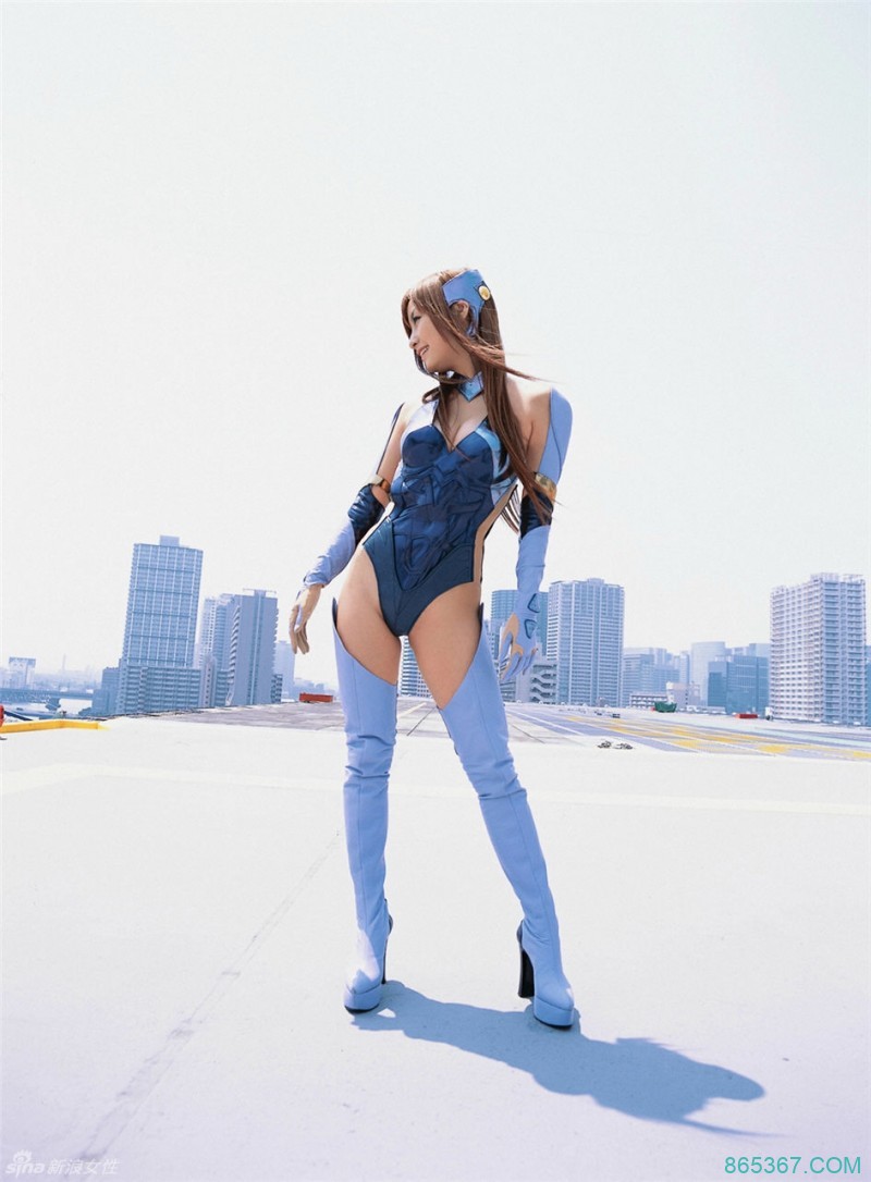 日本美模玩另类cosplay 紧身制服好诱人