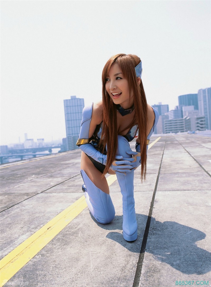 日本美模玩另类cosplay 紧身制服好诱人