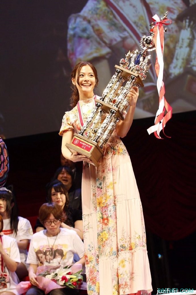 SSNI-414:肉食性女艺人吉高宁宁最残暴的作品