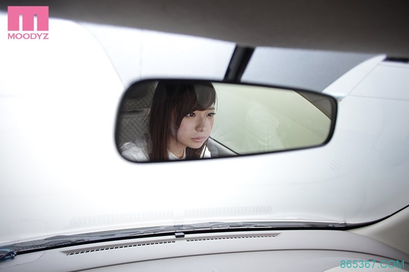 MIFD-061 ： 为考驾照！女学员 白崎凪 在车上被教练潜规则！