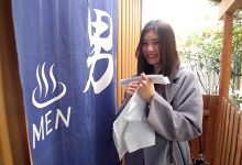 STARS-642肉感少女“神木丽”露天浴池露出陪洗澡混P乱交