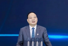 宁德时代创始人曾毓群身家400亿美元：想分享这些财富【EV扑克官网】