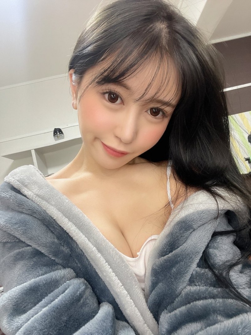 最新推荐!可纯情也可性感《乃木绚爱》精选作品介绍……