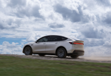 今年国内中型SUV销量盘点：Model Y一车超BBA之和【EV扑克官网】