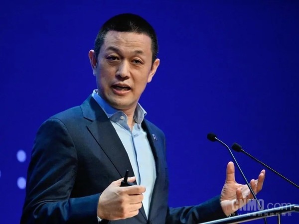 李斌 蔚来电池科技公司高层调整:李斌由董事长变更为董事