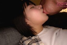 [CAWD-929]现场有100位粉丝支持的街头歌手！ 沟端恋因为太爱看A片所以成了女艺人！【EV扑克官网】