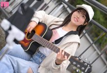 [MIFD-724]实在太穷了！街头歌手白宫萌牙一咬就拍A片惹！【EV扑克官网】