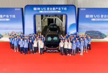 双强协同！星海V6首台华为乾崑智驾量产车驶下产线【EV扑克官网】